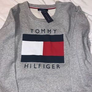 Oversized Tommy Sweatshirt